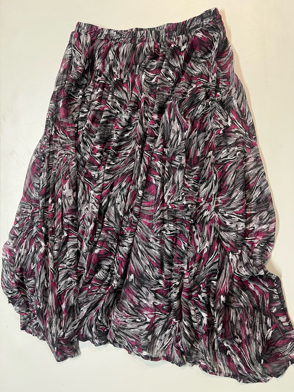 Christopher & Banks Petite Medium Abstract Print Midi Skirt Pink Purple Gray